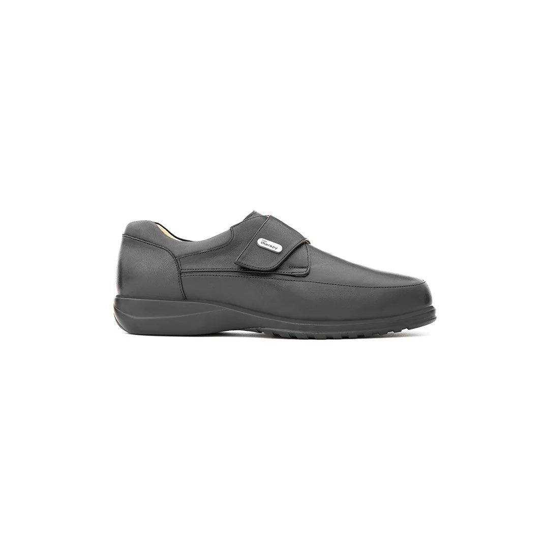 Diabetic-friendly black leather shoes for men with antibacterial lining