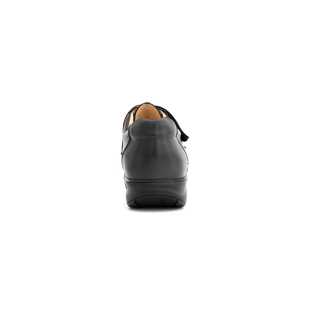Women’s orthopedic trainers made from soft leather with cushioned sole for superior comfort – Luna mode