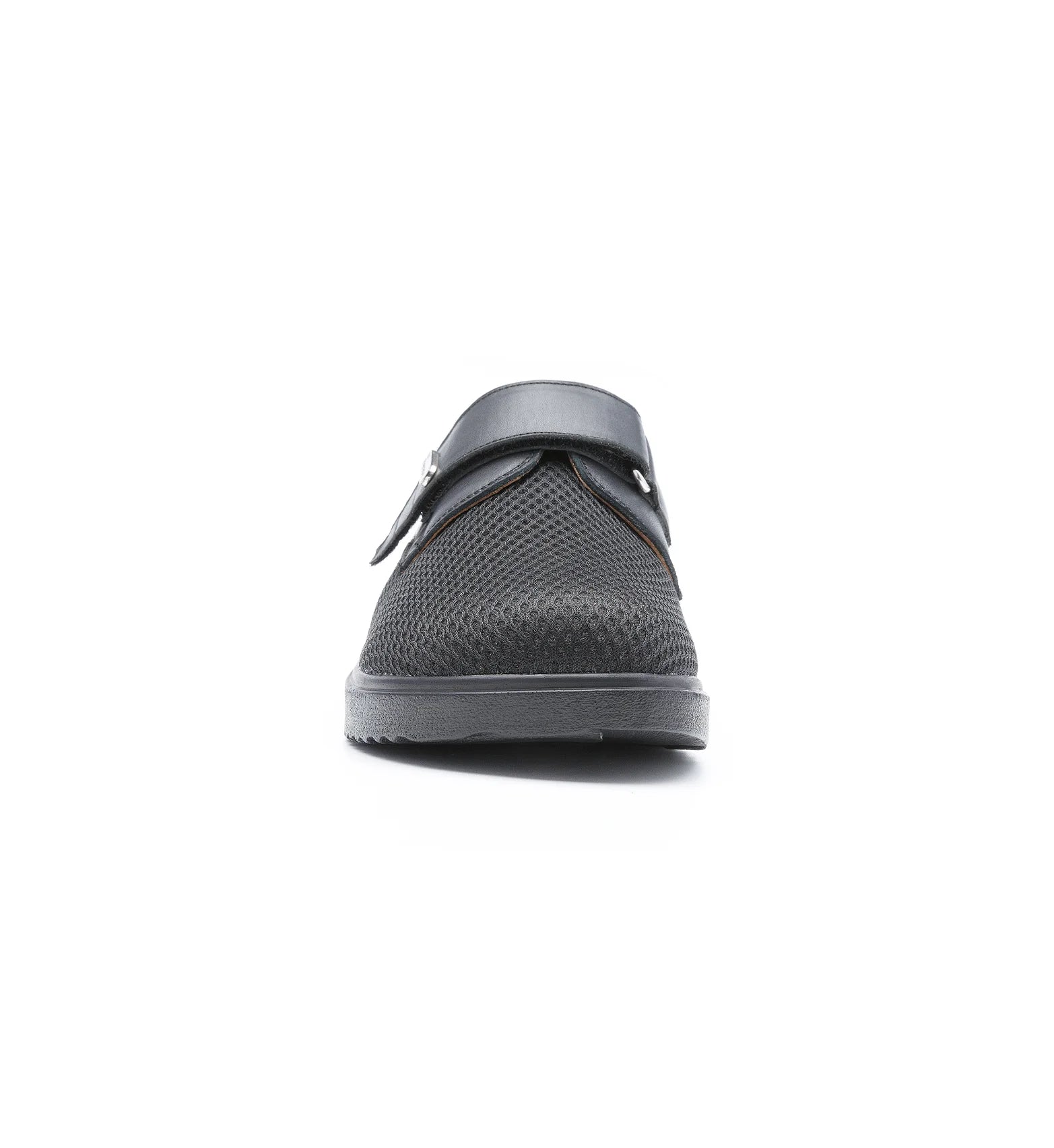 Front view of black Ashby men's extra wide mesh shoes with a roomy toe box and breathable design.