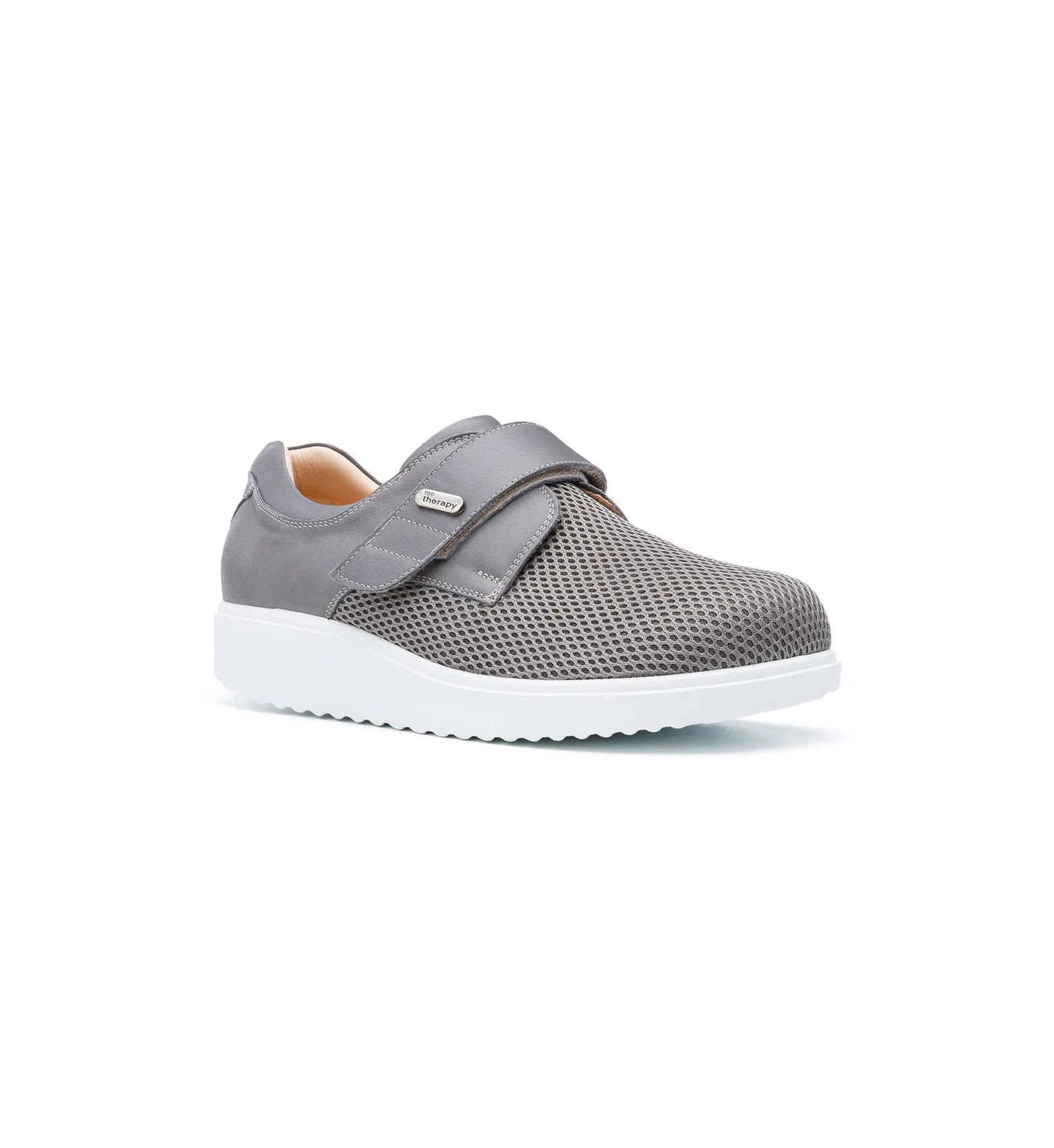 Extra-depth comfort shoes for men with hard-to-fit feet, ideal for foot conditions and swelling