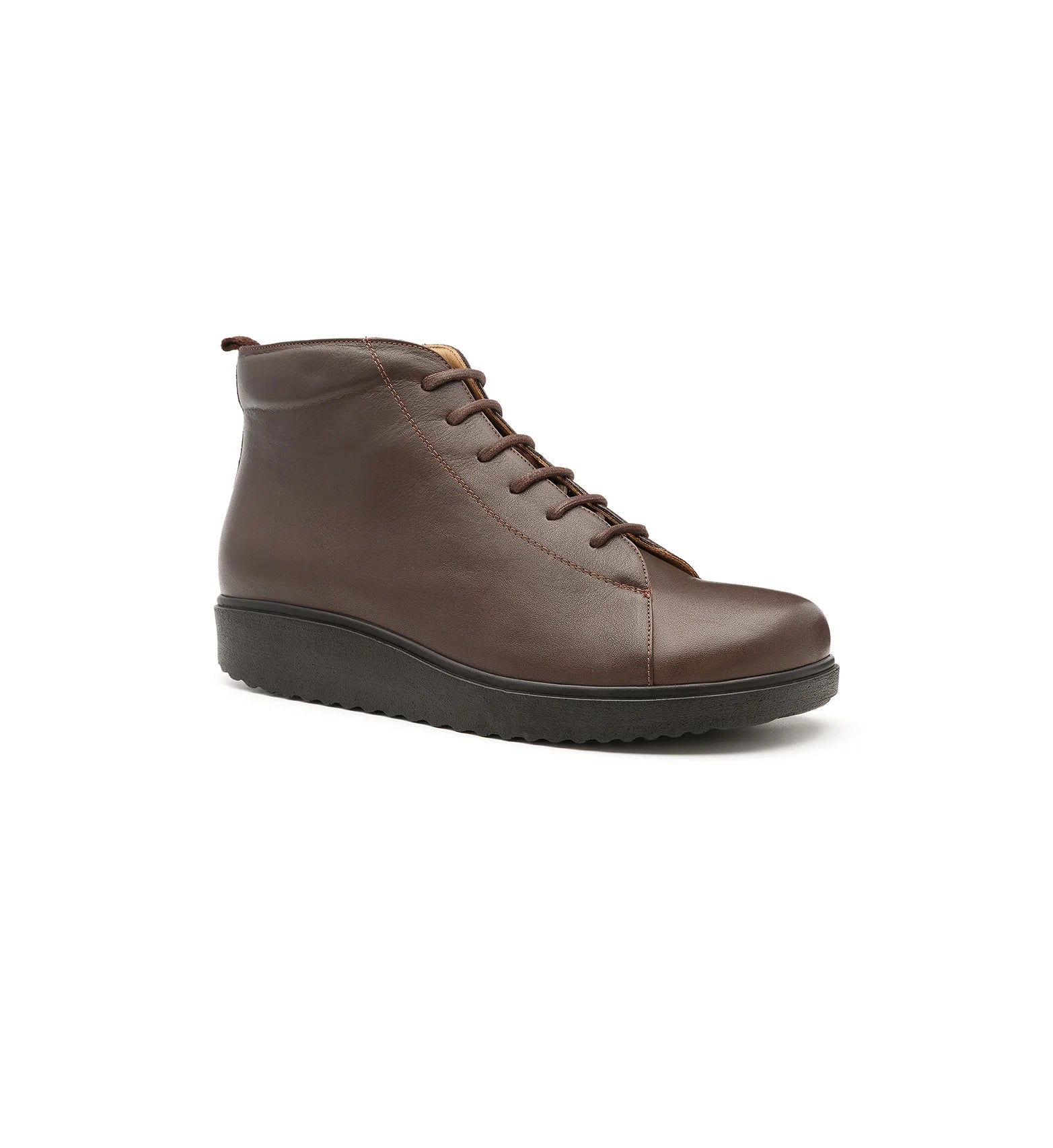 Women’s brown extra wide diabetic boots designed for swollen feet, bunions and daily comfort – Forge model.