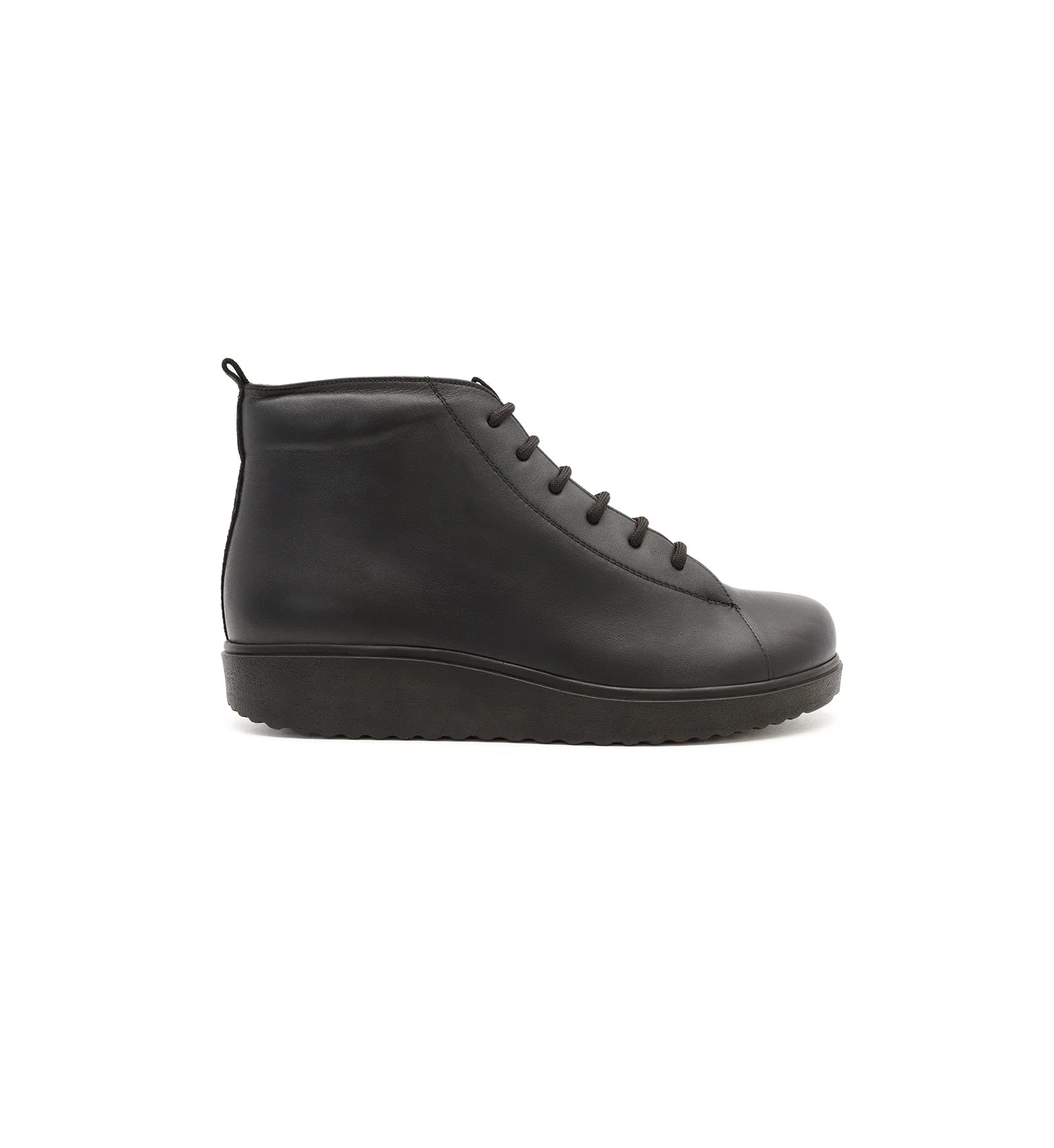 Women’s wide fit leather lace-up boots for arthritis, foot pain, and diabetic protection – Forge model.