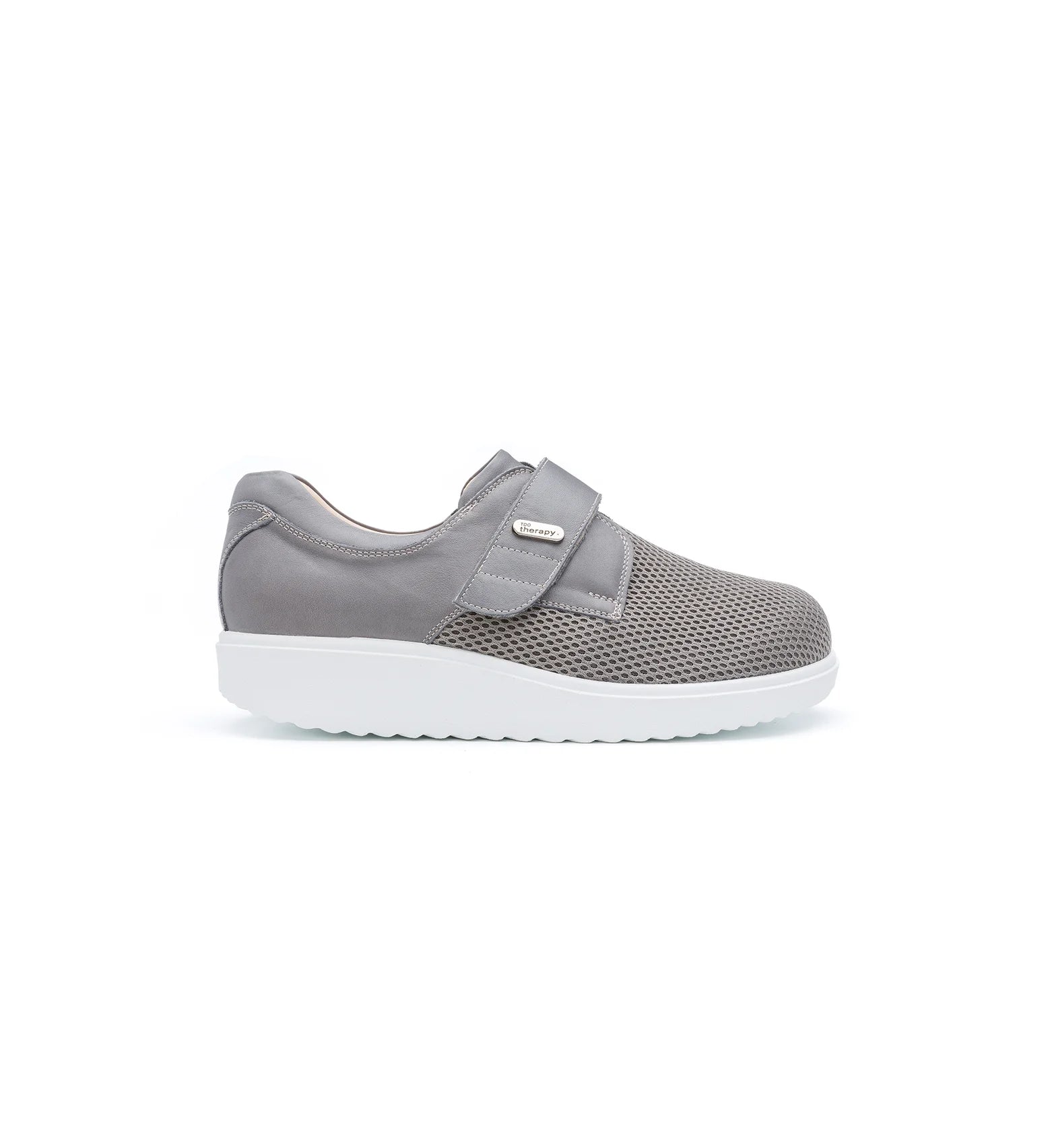 Side profile of Ashby 616.20.19-W, a leather and mesh orthopaedic shoe for sensitive feet