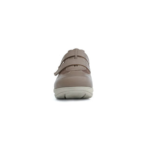 Women’s regular fit orthopedic comfort trainers designed for long standing and walking – Luna shoes.