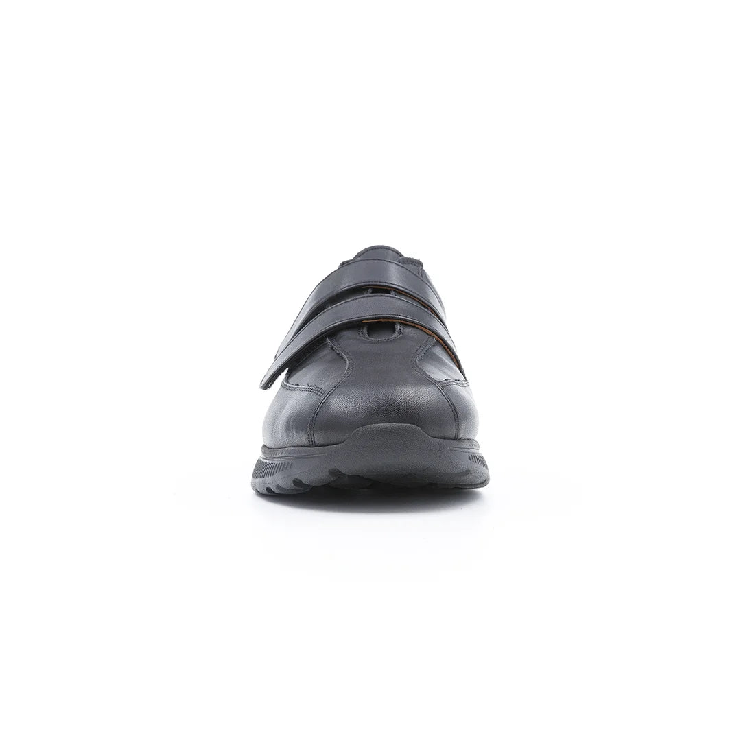Men’s wide fit orthopedic trainers with double Velcro straps for secure adjustable fit – Marlow model.