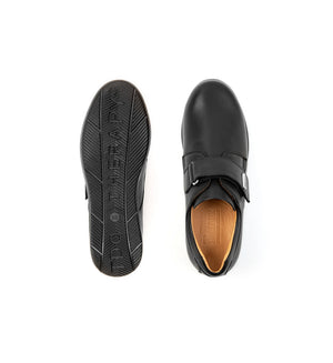 Top view of men’s extra depth comfort shoe with wide entry design for easy foot access and pressure relief
