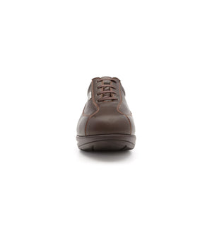 Front view of men's extra wide and deep leather shoes with a rounded toe shape and pressure-free fit.