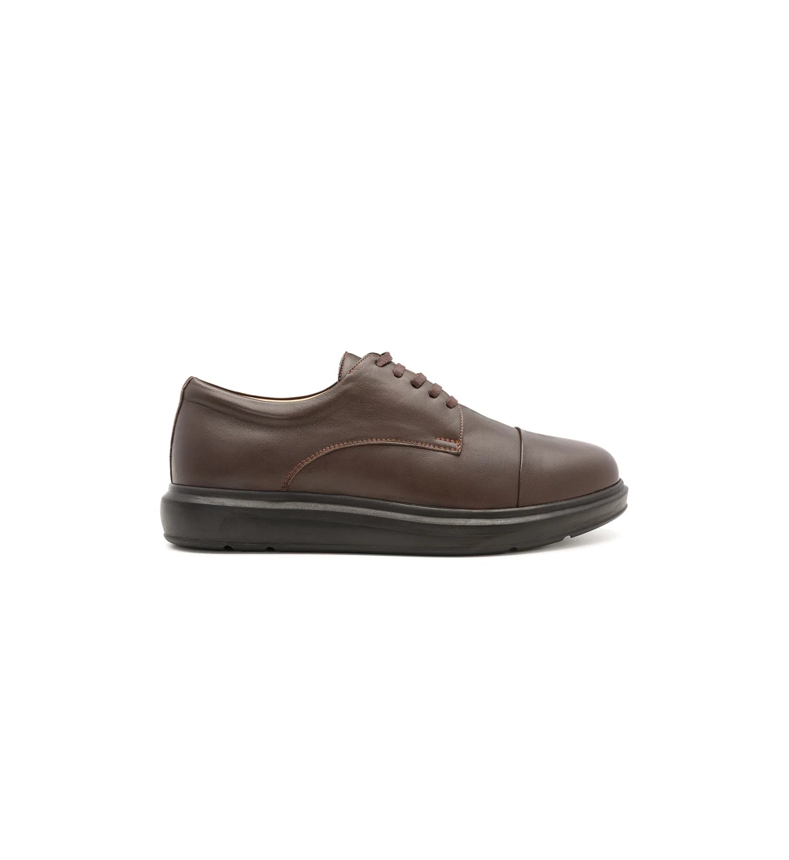 Side view of Windsor men's brown leather comfort shoes featuring a classic Oxford-inspired silhouette and supportive construction.